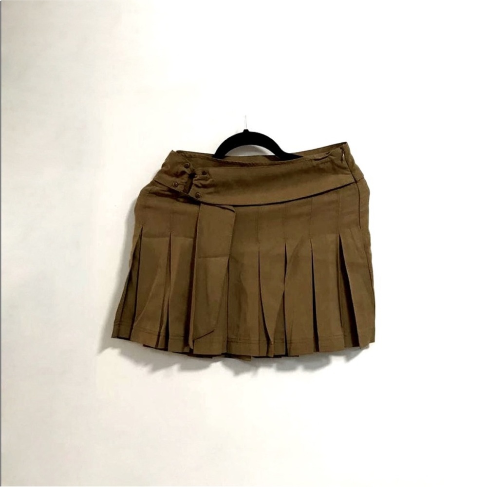 Free People Pleated Mini Skirt,
Size 0 - Picture 3 of 4